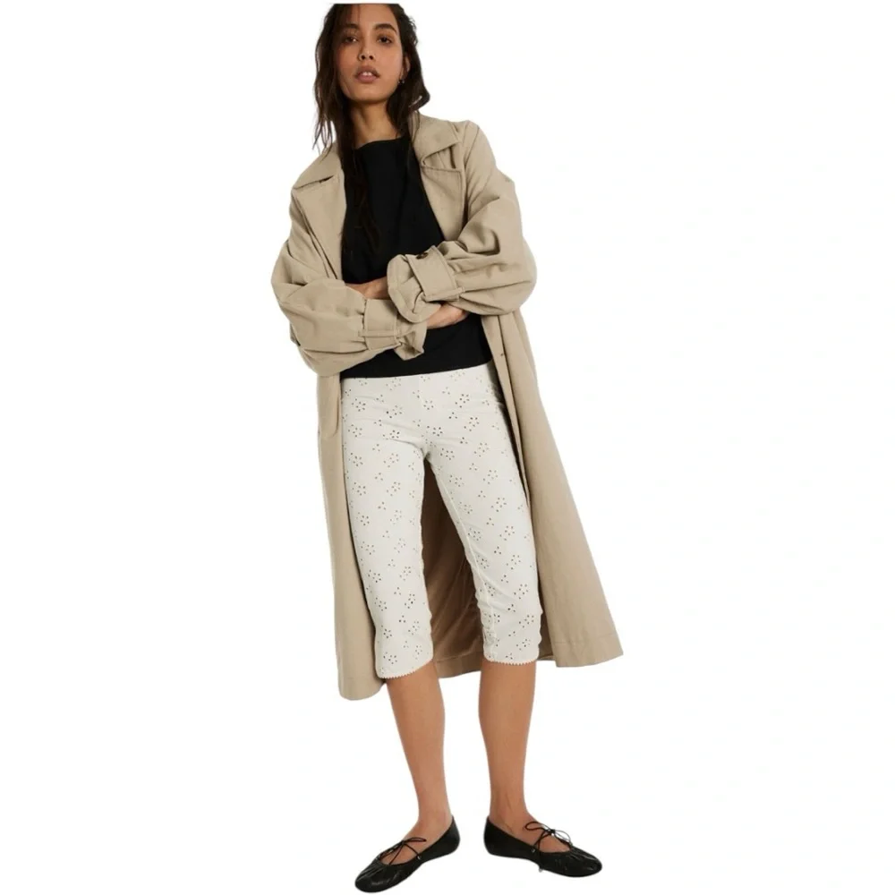 Free People | Full Bloom Capris | White - Picture 2 of 6